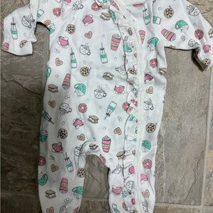 4 6-9/6-12 month pjs for baby girl